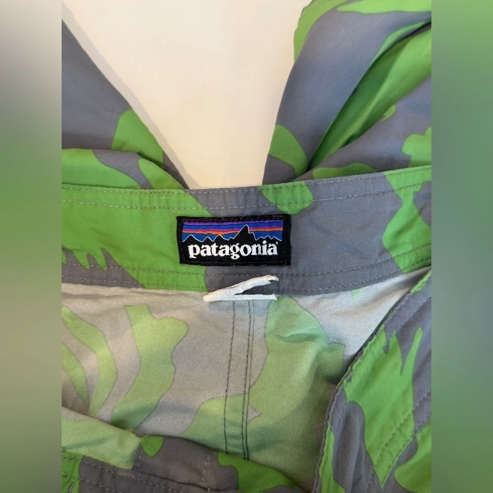 Patagonia men’s wavefarer
